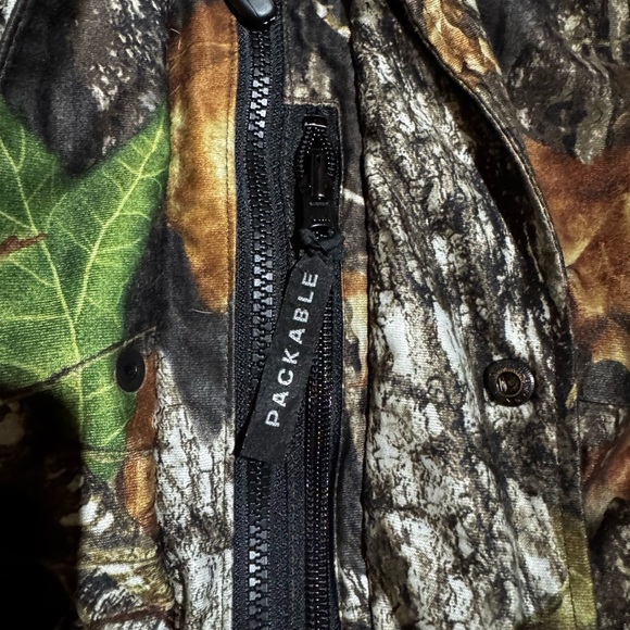 Cabela's Camouflage packable women’s medium - Picture 5 of 9